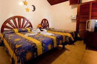 El Milagro Otel Tamarindo Dış mekan fotoğraf